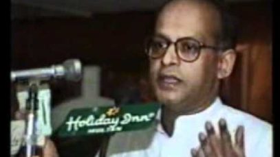 0:23 / 21:49   Milad e Mustafa Conference Multan ( Khawaja Muhammad Alqamam ) Mustafai Tv